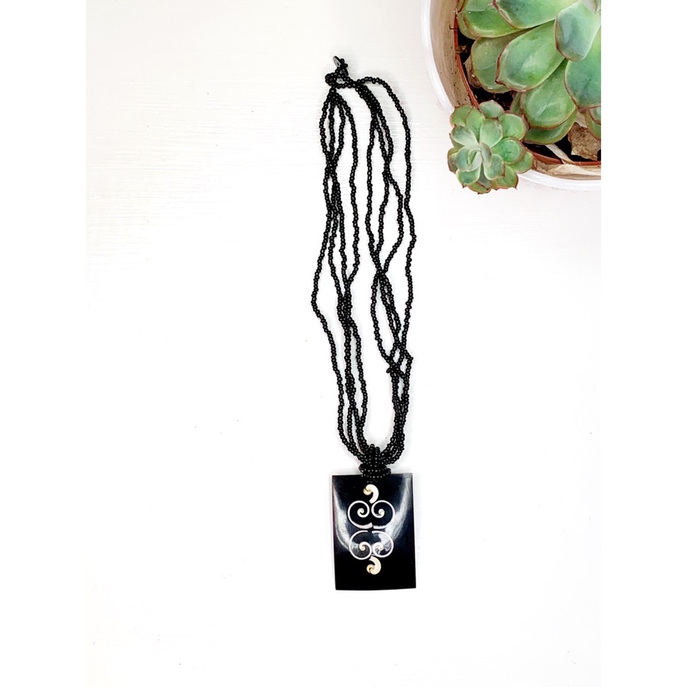 ✨4/24 Boho beaded pendant necklace